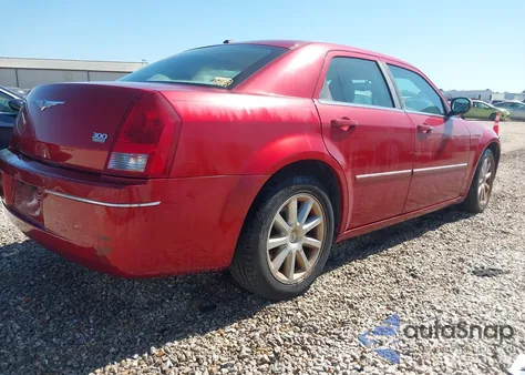 2007 Chrysler 300 Touring z USA, uszkodzony, nr VIN 2C3KA53G37H899460